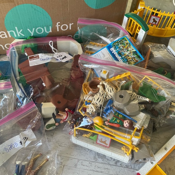 Huge Playmobil zoo set with tons of extra - Picture 4 of 10